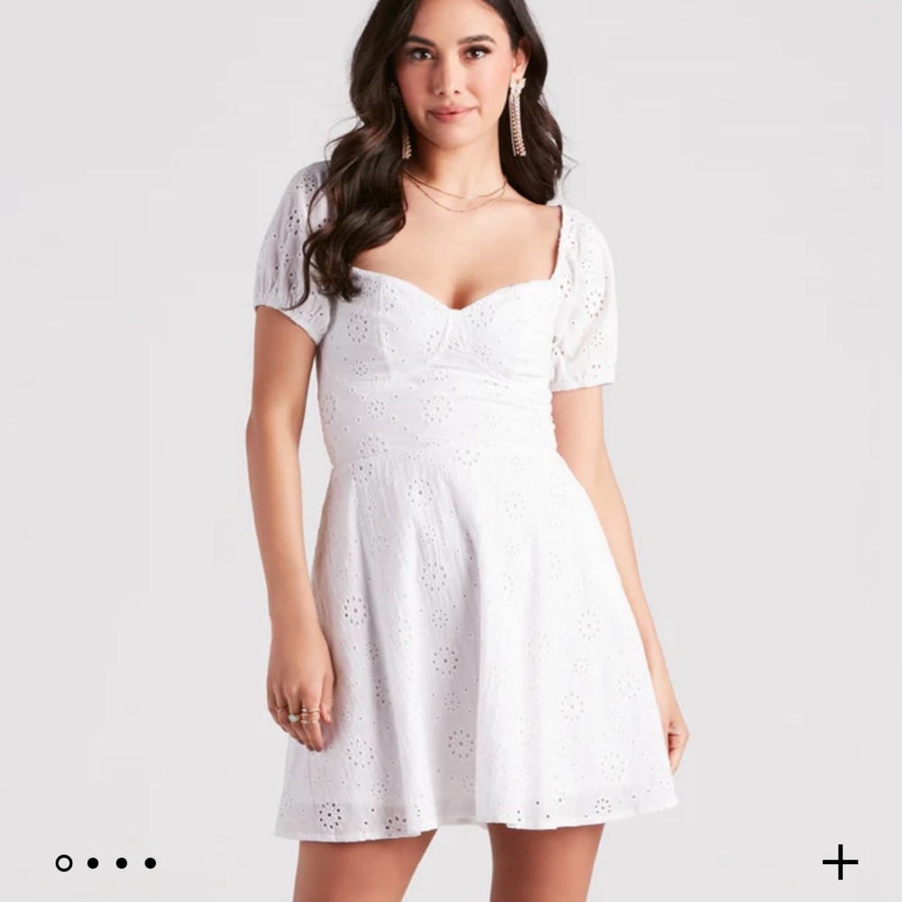 Windsor White Backless Eyelet Lace Dress. New with Tags.